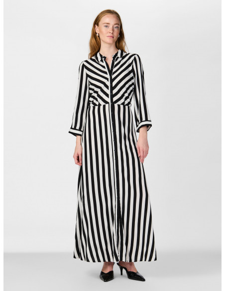 YasSavanna Long Shirt Dress  | Black