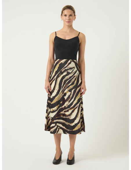 YasPella Skirt | Sandshell