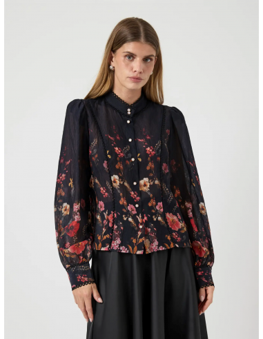 YasRomantica Shirt | Black