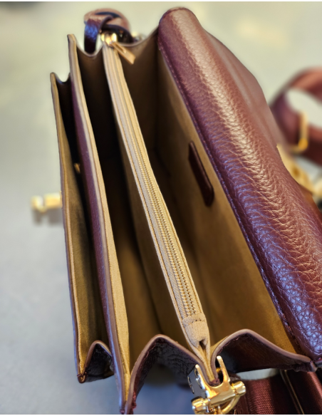 Väska m lock | Vinröd