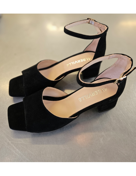 Rosa Sandal | Black