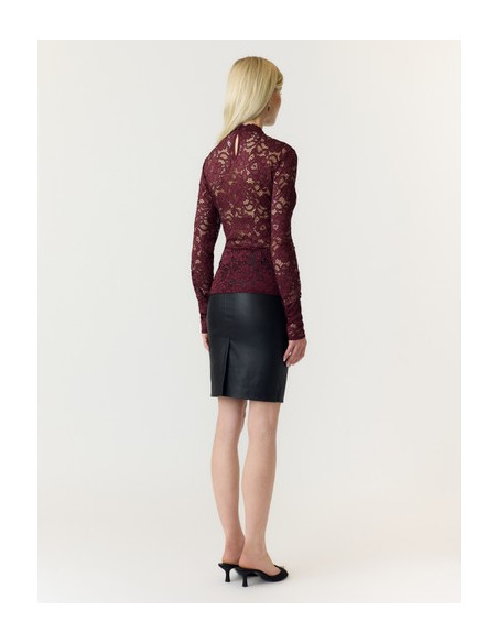 YasLacey Lace Top | Royale