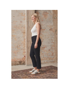 Isay Highwaist Chino | Black 2