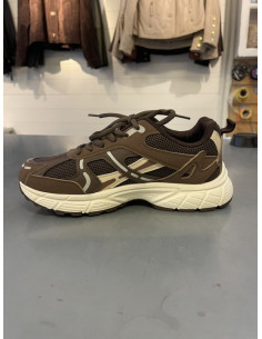 Sneakers  | Brown 2