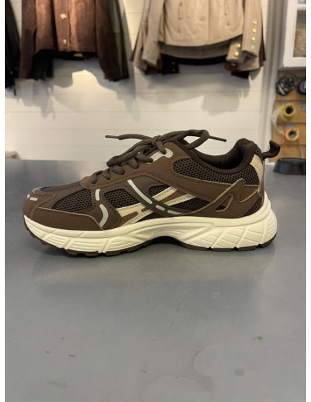 Sneakers  | Brown
