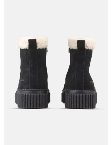 Calira01 | Black